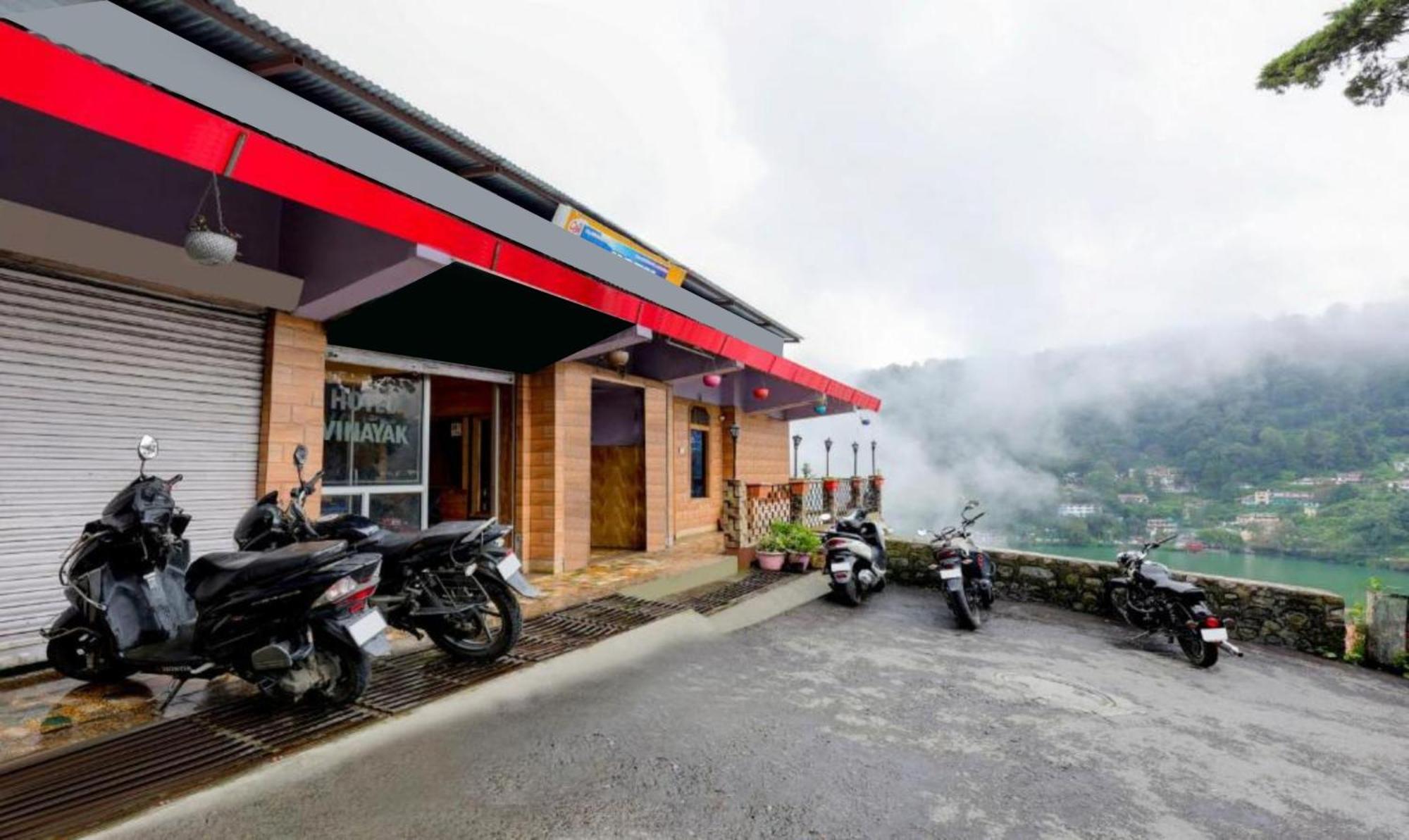 Hotel Vinayak Nainital Near Mall Road Lake View Room Exterior foto